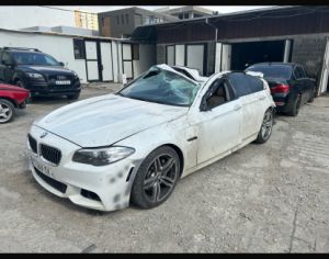 იშლება 2014 BMW f10 M