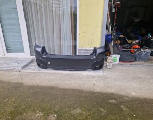 subaru crosstrek 2.0 უკანა ბამპერი {ორიგინალი)