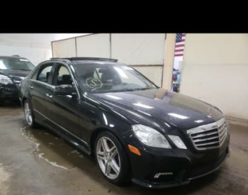 Mercedes-Benz E 320
