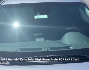 Hyundai Kona წინა საქარე მინა
