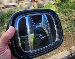 Honda pilot ემბლემა
