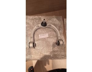 ზედა მარცხენა გიტარა