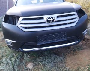 იშლება Toyota highlander