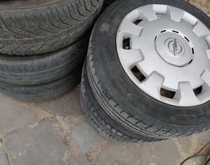 Ოპელის 15/185/60 დისკები საბურავების კომპლექტი