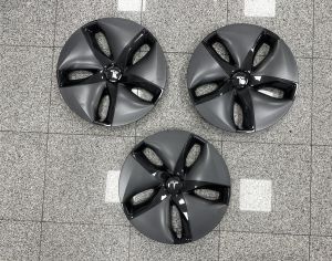 TESLA MODEL 3 ორიგინალი კალპაკები  (4 ცალი)