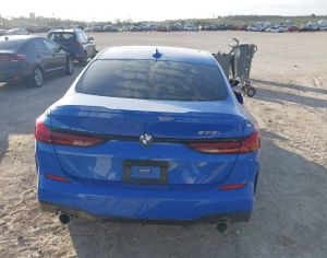 BMW 228i 2022 F44