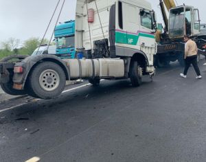 იშლება  DAF 106.460   EURO6