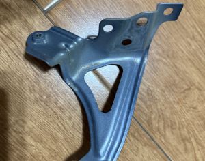 corolla 2019-2025 კრილოს. შიდა დეტალი