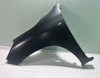 Toyota Hilux ფრთა