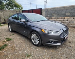 Ford Fusion იშლება ფუჟენები 2013 წლიდან ზევით