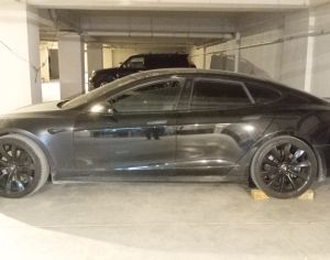 იშლება მოდელ S 100D  2018 წლის.
