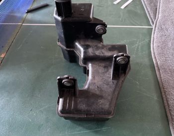 ჰაერის ფილტრის ყუთი (ქვედა)