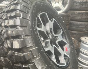5 ვე დისკი 1200 ლარი R17 საბურავები + 1000₾ 5ც