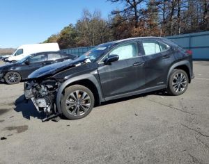 იშლება Lexus UX250H