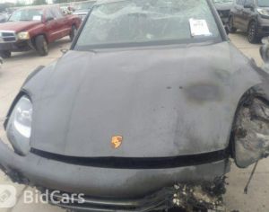 იშლება CAYENNE 2022