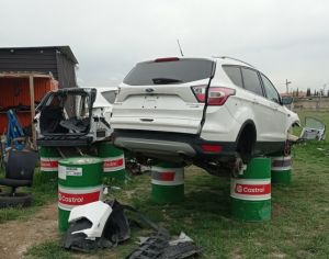 იშლება 1.5, 1.6, 2.0 ძრავებით.