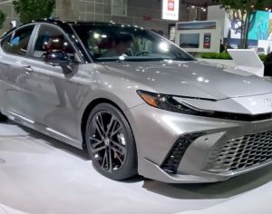 Toyota Camry 2024-2025