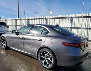 alafa romeo giulia