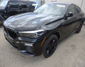 იშლება BMW X6 G06