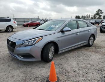 იშლება HYUNDAI SONATA 2016 HYBRID გვააქვს ყველა დეტალი