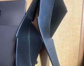 საქარე მინის კუთხის პლასტმასი niro 2016-23