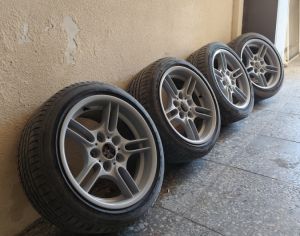 R17
