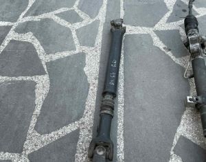 INFINITI / NISSAN წინა კარდანი