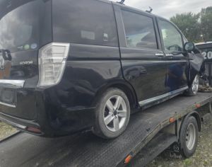 HONDA Step Wagon 2014 2.0 - 1