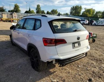 VOLKSWAGEN Taos 2022 1.5
