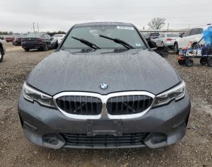იშლება BMW G 20