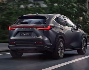 lexusi dashlilebi hybridi + benzini