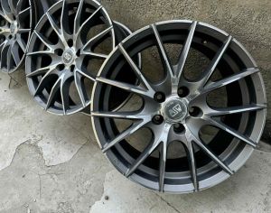 5/114.3,R-18,J-8,ET-45.. TOYOTA / SUBARU / SUZUKI/NISSAN/MAZDA/LEXUS/MITSUBISHI/KIA/HYUNDAI/HONDA/ACURA/FORD..OZ..ORIGINAL ITALY!!!!