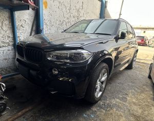იშლება X5  F15