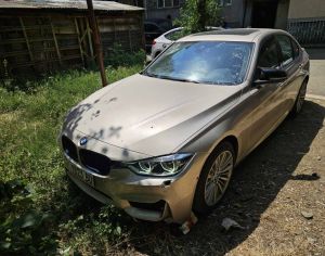 იშლება 335I