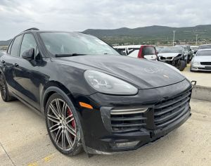 იშლება porsche cayenne turbo