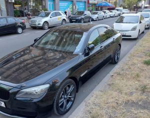 Bmw750