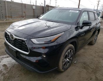 TOYOTA Highlander 2023 2.4 - 1