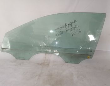 ფორცვაგენ ტიგუანის წინა მარცხენა კარის შუშა