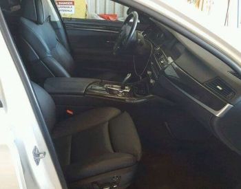 BMW 550