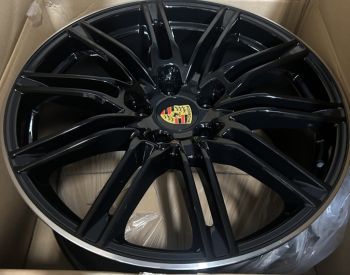 ახალი დისკები