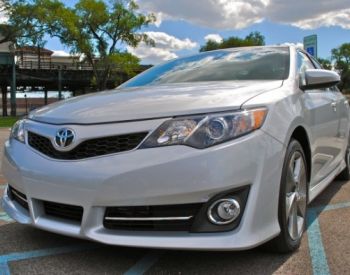 TOYOTA Camry 2012 2.5 - 1