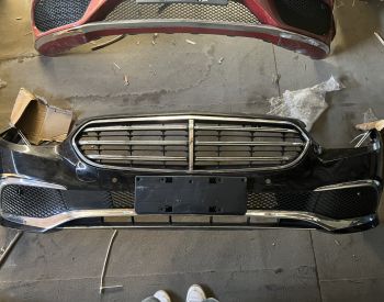 Mercedes-Benz E-class W213 რესტაილინგი(Facelift) ორიგინალი  ბამპერი  კომპლექტში