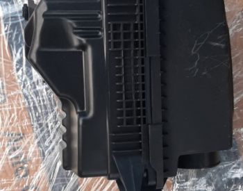 იყიდება kia rio 2012-2019 ჰაერის ფილტრის ყუთი