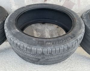 R18  235/45 ყველა სეზონი