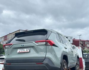 იშლება Toyota RAV4 XLE PREMIUM Hybrid გვყავს 2019-2025 დაშლილი ავტომობილები ასევე გვაქვს სერვისიც 557 35 55 63 ბათუმი
