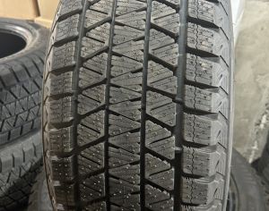 R20  275/40 ზამთარი