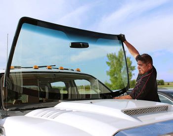 საქარე მინები