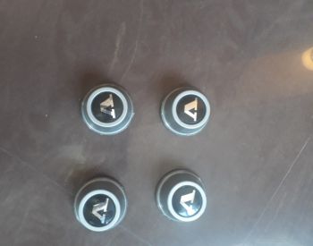 Volvo 4 კალპაჩოკი.წაიკითხეთ ყურადღებით,მაქვს მხოლოდ ეს ნაწილები!