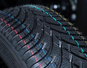 R18  215/45 ზამთარი