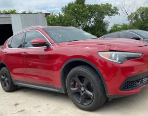 Alfa Romeo Stelvio 2018-2015